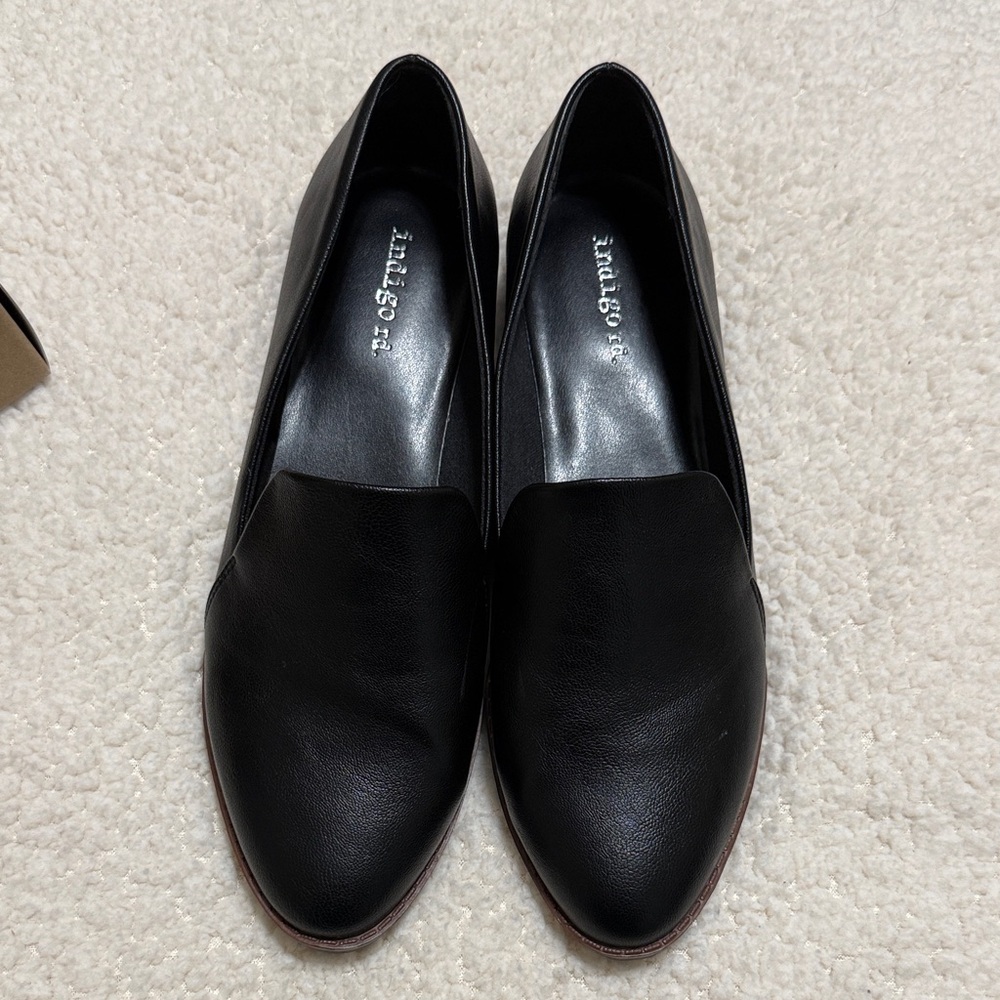 Indigo Women's Classic Black Flats